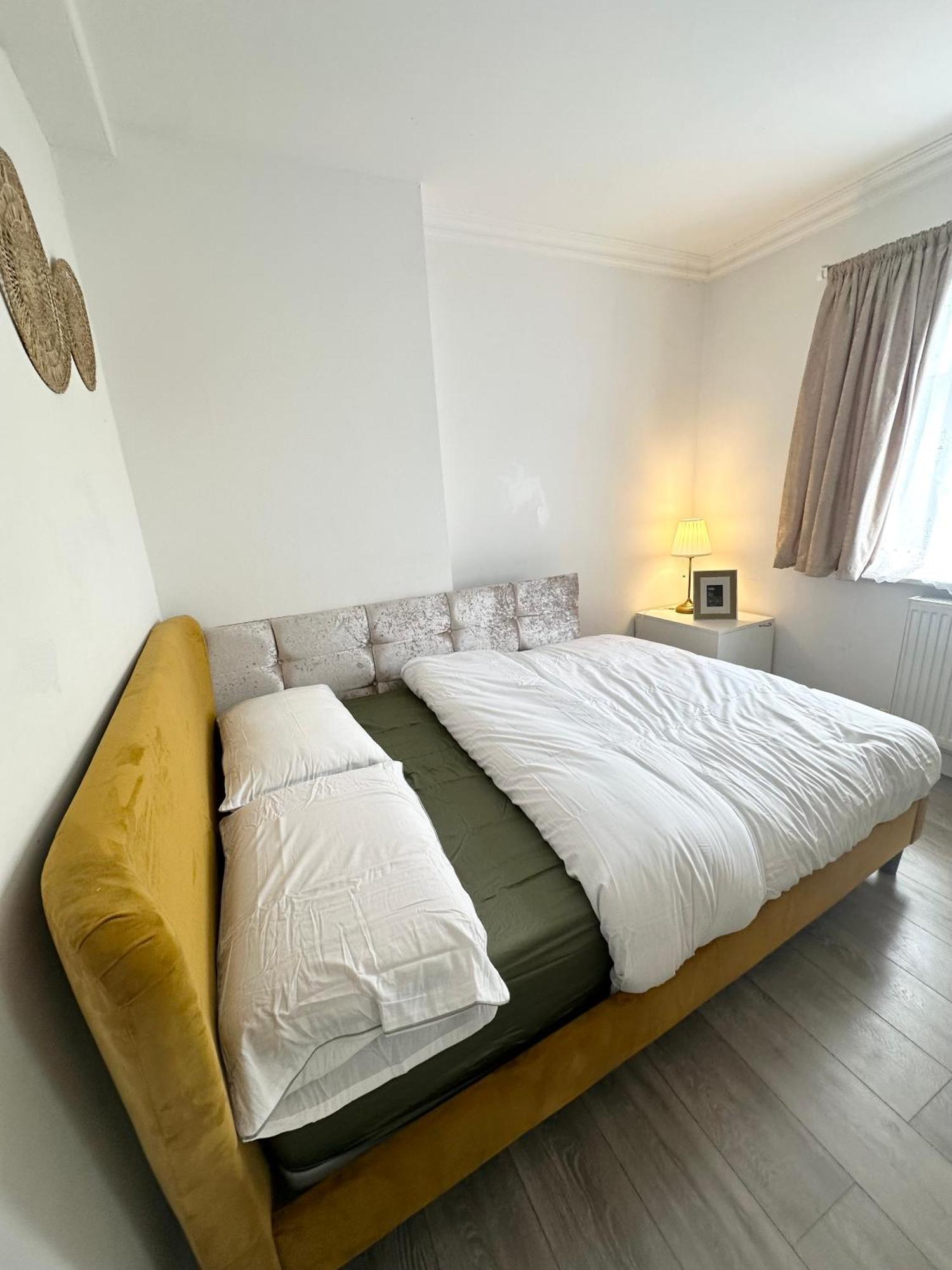 Beautiful Home In London With Easy Access To Central London Sutton  Zewnętrze zdjęcie