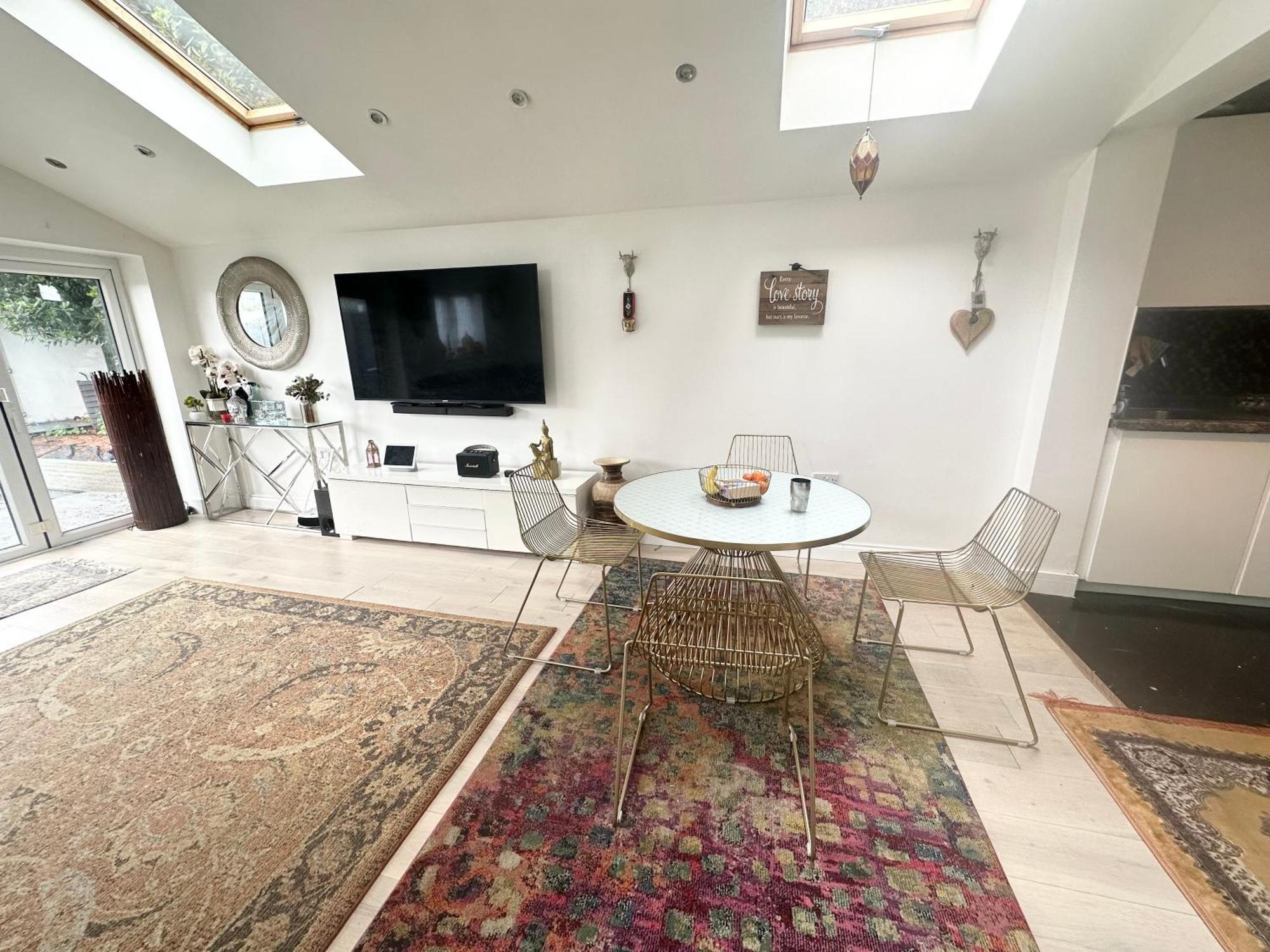 Beautiful Home In London With Easy Access To Central London Sutton  Zewnętrze zdjęcie