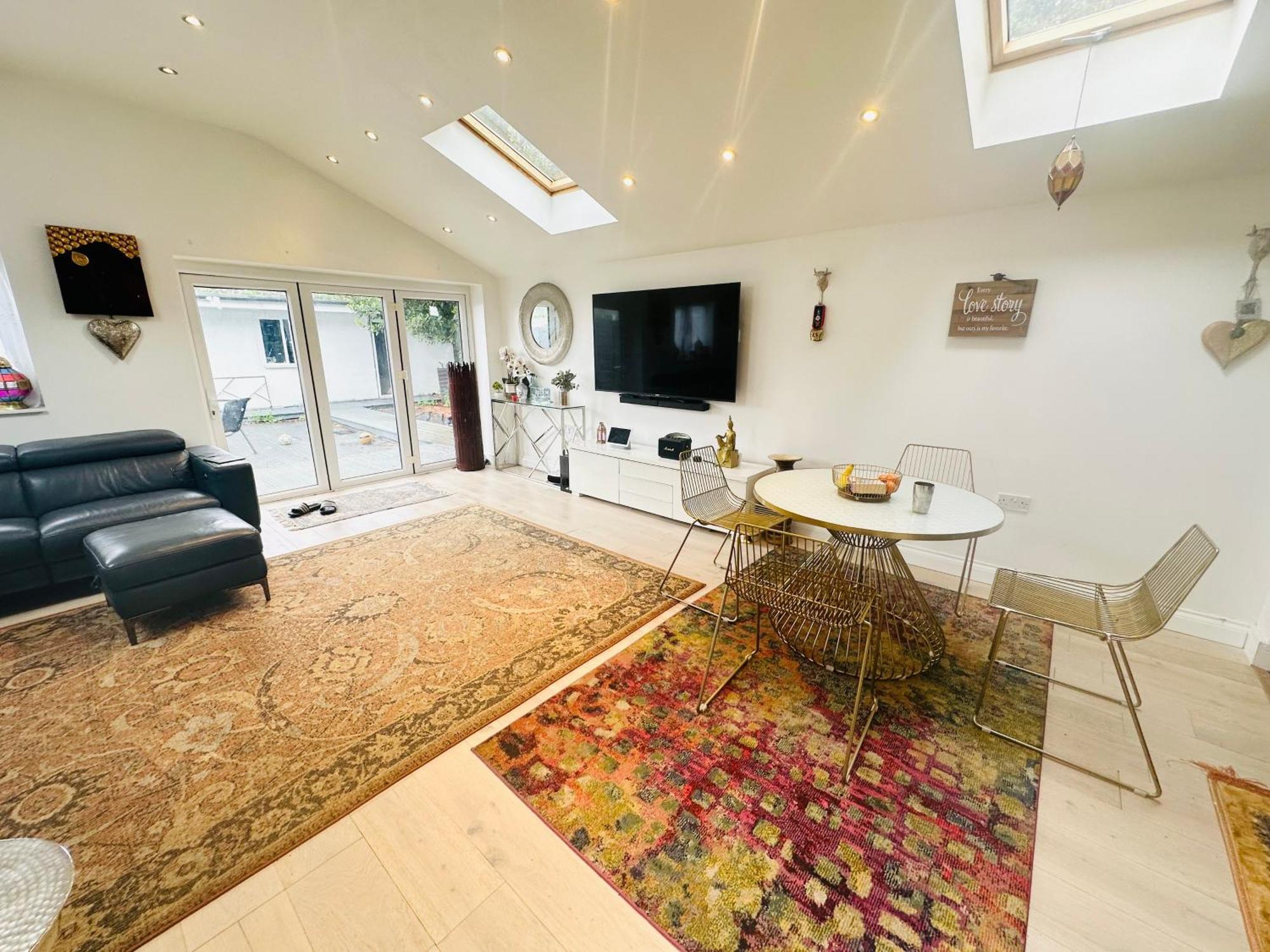 Beautiful Home In London With Easy Access To Central London Sutton  Zewnętrze zdjęcie